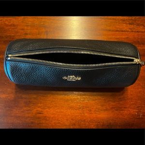 COACH cosmetic/brush case (black)